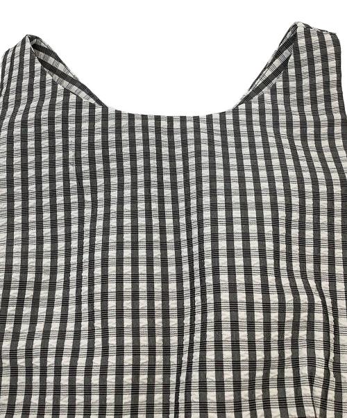 Snidel（スナイデル）Snidel (スナイデル) ワンピース ドロストバックオープンワンピース ホワイト×ブラックの古着・服飾アイテム