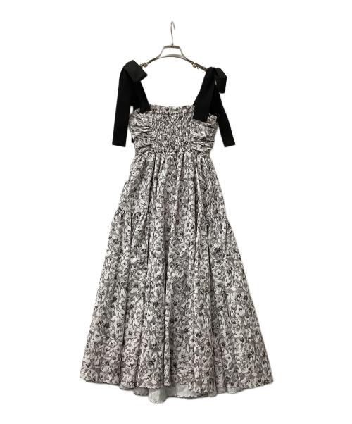 Snidel（スナイデル）Snidel (スナイデル) キャミソールワンピース ショルダーリボンフラワーワンピース グレー×ブラックの古着・服飾アイテム