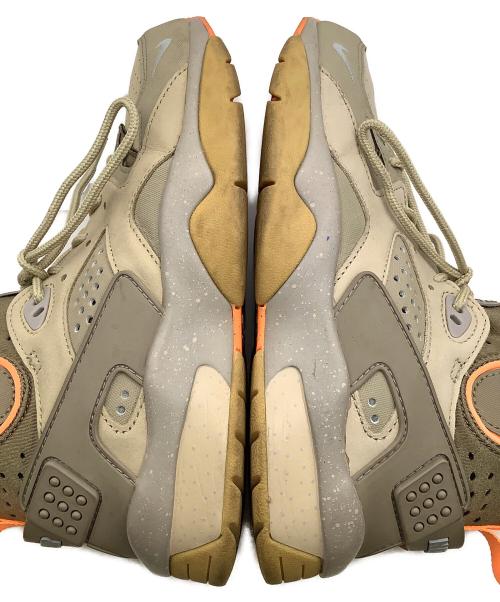 NIKE ACG（ナイキエーシージー）NIKE ACG (ナイキエーシージー) スニーカー Air Mowabb カーキ サイズ:cm 24.5の古着・服飾アイテム