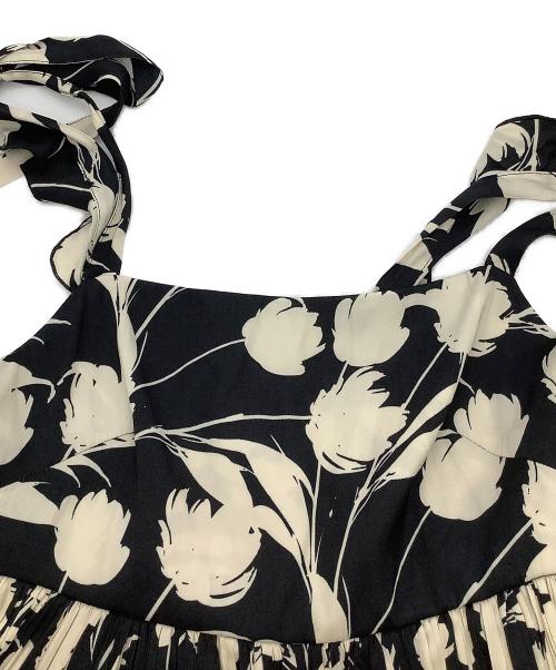 HER LIP TO（ハーリップトゥ）HER LIP TO (ハーリップトゥ) ワンピース Floral Pleated Satin Cami Dress ブラック×ベージュ サイズ:Sの古着・服飾アイテム
