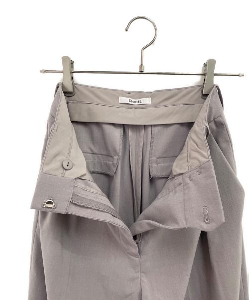 Snidel（スナイデル）Snidel (スナイデル) タッククロスワイドパンツ グレーの古着・服飾アイテム