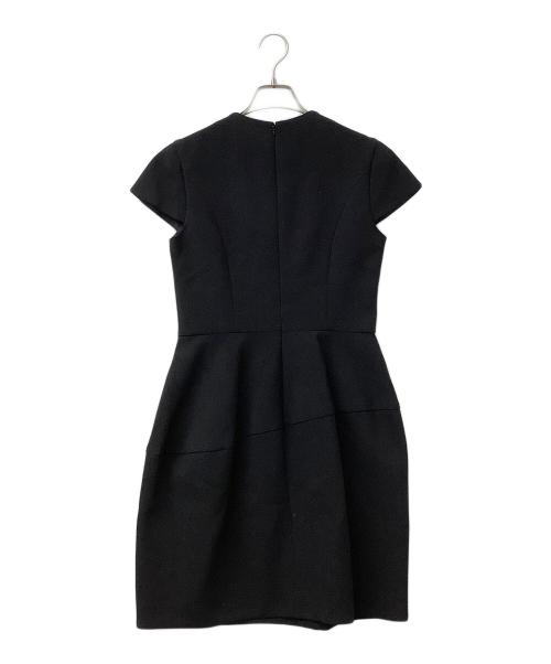 YOKO CHAN（ヨーコチャン）YOKO CHAN (ヨーコチャン) 半袖ワンピース パール付きワンピース ブラック サイズ:38の古着・服飾アイテム