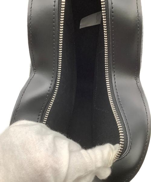 Dr.Martens（ドクターマーチン）Dr.Martens (ドクターマーチン) バッグ ハートショルダーバッグ ブラックの古着・服飾アイテム