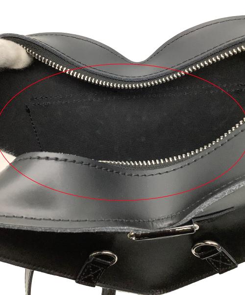 Dr.Martens（ドクターマーチン）Dr.Martens (ドクターマーチン) バッグ ハートショルダーバッグ ブラックの古着・服飾アイテム