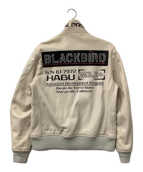 AVIREX（アヴィレックス）AVIREX (アヴィレックス) シングルライダースジャケット BLACKBIRD ラムレザージャケット ベージュ サイズ:Lの古着・服飾アイテム