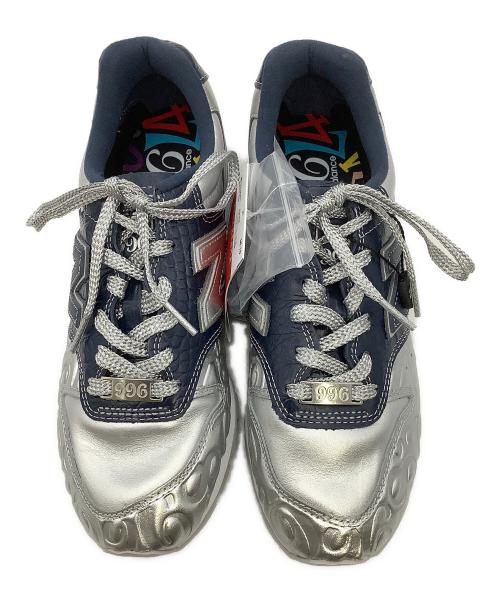 NEW BALANCE（ニューバランス）NEW BALANCE (ニューバランス) FRANCK MULLER (フランクミュラー) スニーカー New Balance 996 シルバー×ネイビー サイズ:JPN 24.5の古着・服飾アイテム