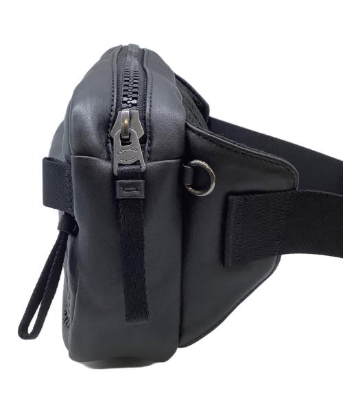 COACH（コーチ）COACH (コーチ) ボディーバッグ ブラックの古着・服飾アイテム