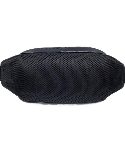 COACH（コーチ）COACH (コーチ) ボディーバッグ ブラックの古着・服飾アイテム