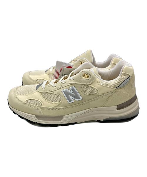 NEW BALANCE（ニューバランス）NEW BALANCE (ニューバランス) スニーカー  BEIGE Dワイズ ニューバランス 992  ベージュ サイズ:29 未使用品の古着・服飾アイテム