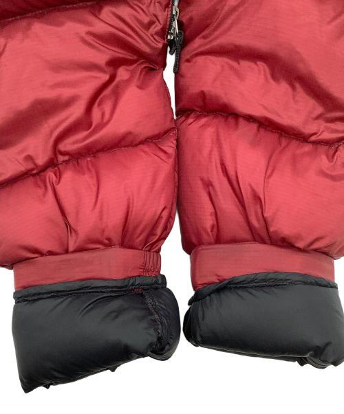 THE NORTH FACE（ザ ノース フェイス）THE NORTH FACE (ザ ノース フェイス) ジャケット ヌプシダウンジャケット レッド×ブラック サイズ:Sの古着・服飾アイテム