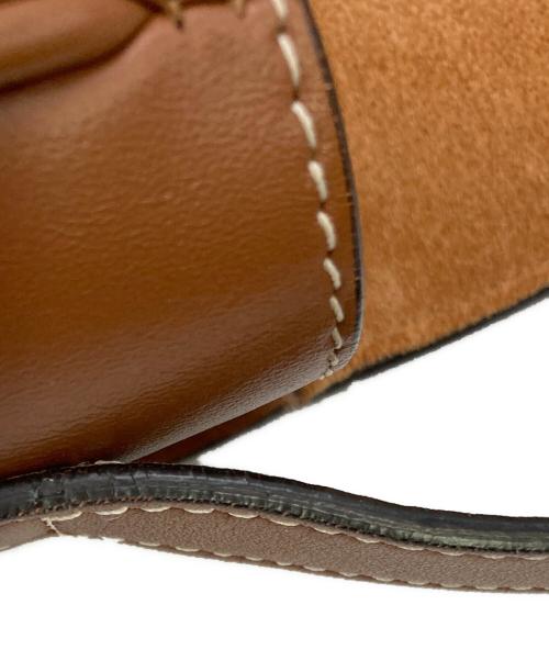 CELINE（セリーヌ）CELINE (セリーヌ) ショルダーバッグ フォルコキュイルトリオンフ ブラウンの古着・服飾アイテム