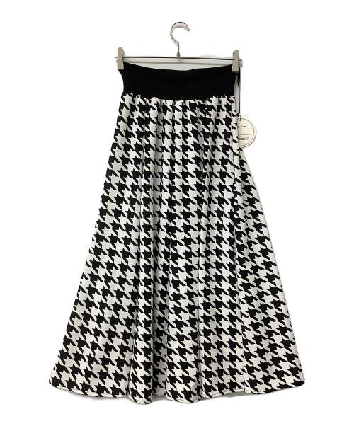 MONILE（モニーレ）MONILE (モニーレ) ロングスカート ロングフレアスカート ホワイト×ブラック サイズ:Fの古着・服飾アイテム