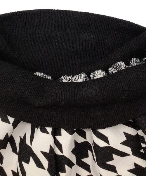 MONILE（モニーレ）MONILE (モニーレ) ロングスカート ロングフレアスカート ホワイト×ブラック サイズ:Fの古着・服飾アイテム