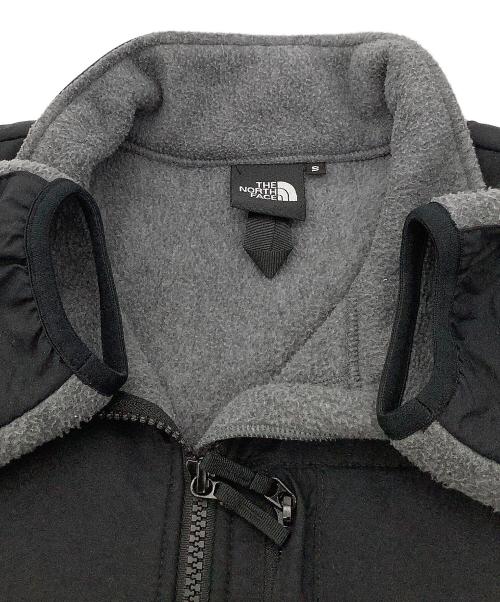 THE NORTH FACE（ザ ノース フェイス）THE NORTH FACE (ザ ノース フェイス) ジャケット DENALI JACKET グレー×ブラック サイズ:Sの古着・服飾アイテム