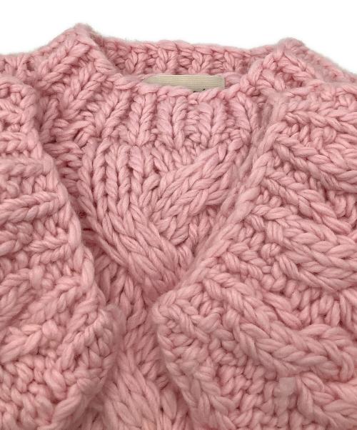 THE TOE（ザ・トゥー）THE TOE (ザ・トゥー) 厚手ニット ケーブルニット MARAIS HANDMADE KNIT ピンク サイズ:FREEの古着・服飾アイテム