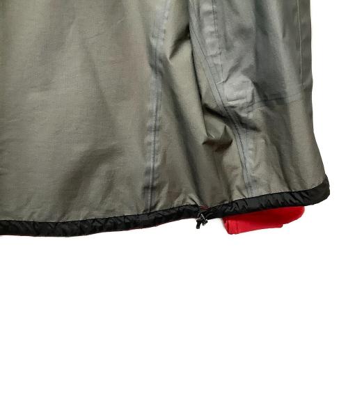THE NORTH FACE（ザ ノース フェイス）THE NORTH FACE (ザ ノース フェイス) ナイロンパーカー Climb Light Jacket レッド サイズ:Mの古着・服飾アイテム