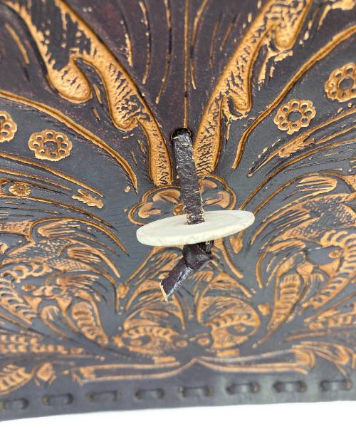 Carving Tribes（カービングトライブス）Carving Tribes (カービングトライブス) カービングレザーバッグ パープルの古着・服飾アイテム
