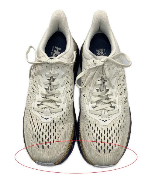 HOKAONEONE（ホカオネオネ）HOKAONEONE (ホカオネオネ) スニーカー CLIFTON 7 アイボリー サイズ:JPN 25.5の古着・服飾アイテム
