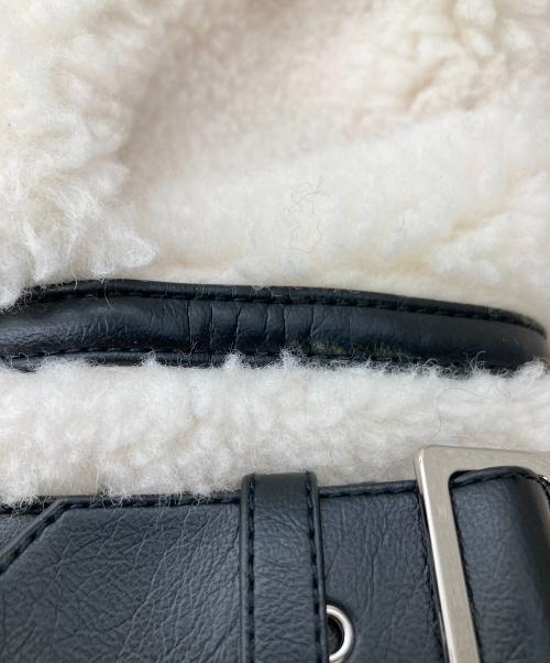 FRAY ID（フレイ アイディー）FRAY ID (フレイ アイディー) ボアジャケット ホワイト×ブラックの古着・服飾アイテム