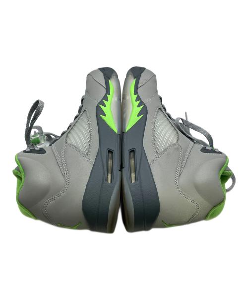 NIKE（ナイキ）NIKE (ナイキ) スニーカー AIR JORDAN 5 RETRO ライトグレー サイズ:cm 26.5の古着・服飾アイテム