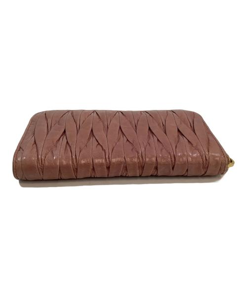 MIU MIU（ミュウミュウ）MIU MIU (ミュウミュウ) ラウンドファスナー財布 ピンクの古着・服飾アイテム