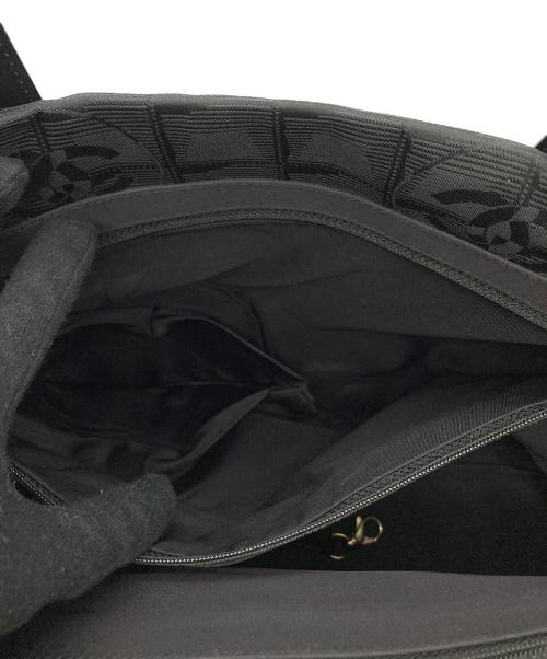 CHANEL（シャネル）CHANEL (シャネル) トートバッグ ニュートラベルライン ブラックの古着・服飾アイテム