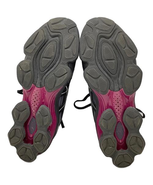 asics（アシックス）asics (アシックス) スニーカー GEL-KINETIC FLUENT ブラック×パープル サイズ:cm 27.5の古着・服飾アイテム