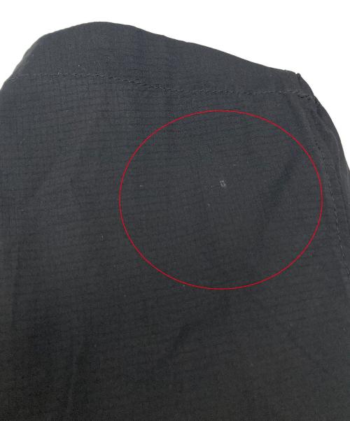 ARC'TERYX（アークテリクス）ARC'TERYX (アークテリクス) マウンテンパーカー ブラック サイズ:Mの古着・服飾アイテム
