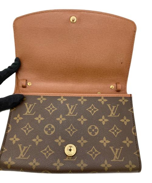LOUIS VUITTON（ルイ ヴィトン）LOUIS VUITTON (ルイ ヴィトン) クラッチバッグ M51797 モノグラム ボルドーの古着・服飾アイテム