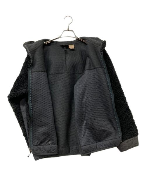 Patagonia（パタゴニア）Patagonia (パタゴニア) フリースジャケット レトロリズムフーディー 2003年-2005年Rhythm USA製 ブラック サイズ:Sの古着・服飾アイテム