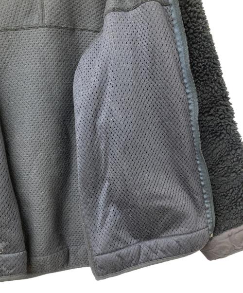 Patagonia（パタゴニア）Patagonia (パタゴニア) フリースジャケット レトロリズムフーディー 2003年-2005年Rhythm USA製 ブラック サイズ:Sの古着・服飾アイテム