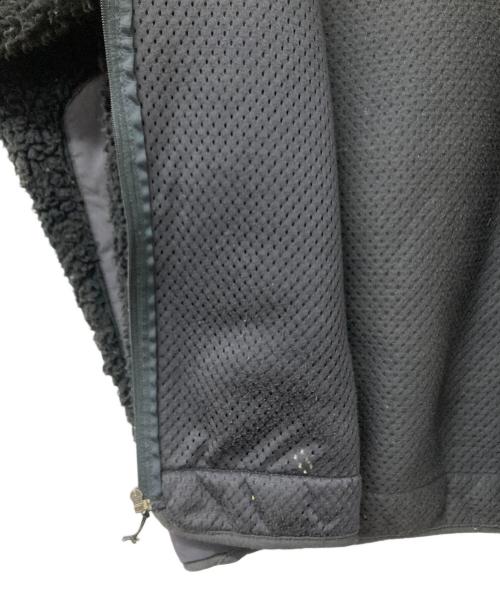 Patagonia（パタゴニア）Patagonia (パタゴニア) フリースジャケット レトロリズムフーディー 2003年-2005年Rhythm USA製 ブラック サイズ:Sの古着・服飾アイテム