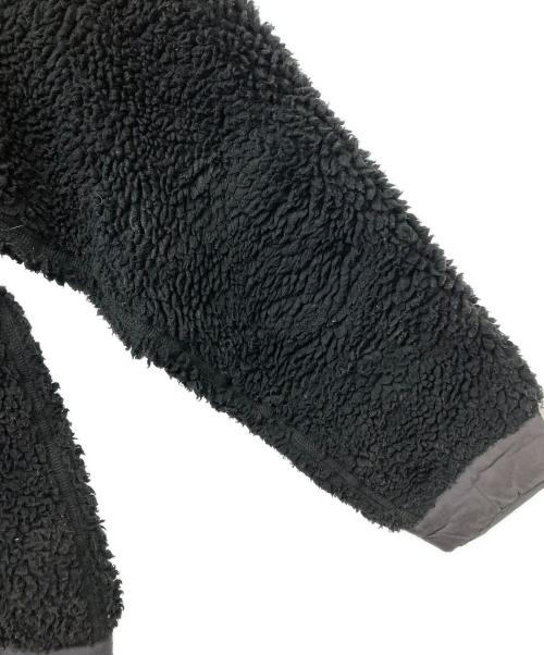 Patagonia（パタゴニア）Patagonia (パタゴニア) フリースジャケット レトロリズムフーディー 2003年-2005年Rhythm USA製 ブラック サイズ:Sの古着・服飾アイテム