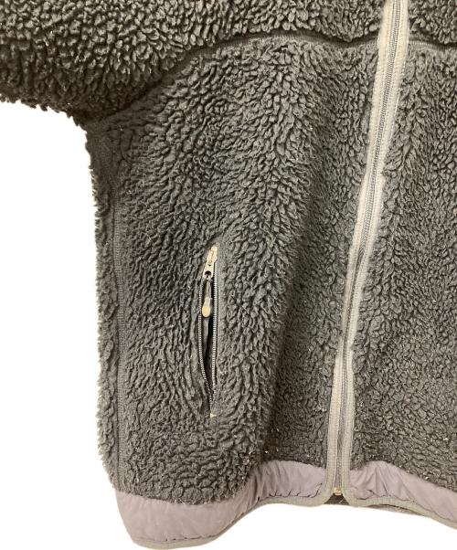 Patagonia（パタゴニア）Patagonia (パタゴニア) フリースジャケット レトロリズムフーディー 2003年-2005年Rhythm USA製 ブラック サイズ:Sの古着・服飾アイテム