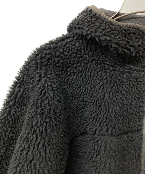 Patagonia（パタゴニア）Patagonia (パタゴニア) フリースジャケット レトロリズムフーディー 2003年-2005年Rhythm USA製 ブラック サイズ:Sの古着・服飾アイテム