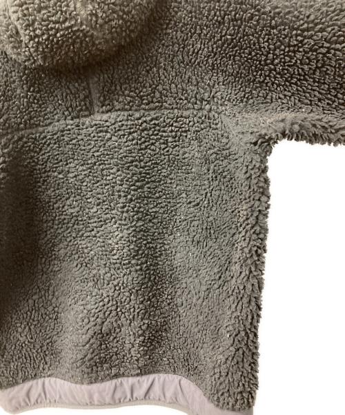 Patagonia（パタゴニア）Patagonia (パタゴニア) フリースジャケット レトロリズムフーディー 2003年-2005年Rhythm USA製 ブラック サイズ:Sの古着・服飾アイテム