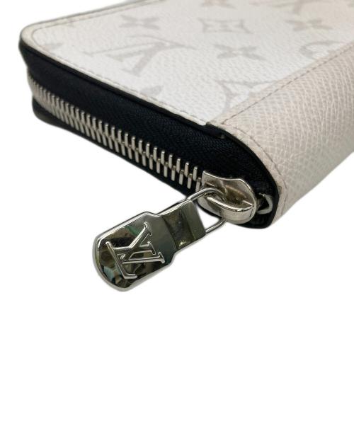 LOUIS VUITTON（ルイ ヴィトン）LOUIS VUITTON (ルイ ヴィトン) 長財布 M30446  タイガラマジッピーウォレット ホワイトの古着・服飾アイテム