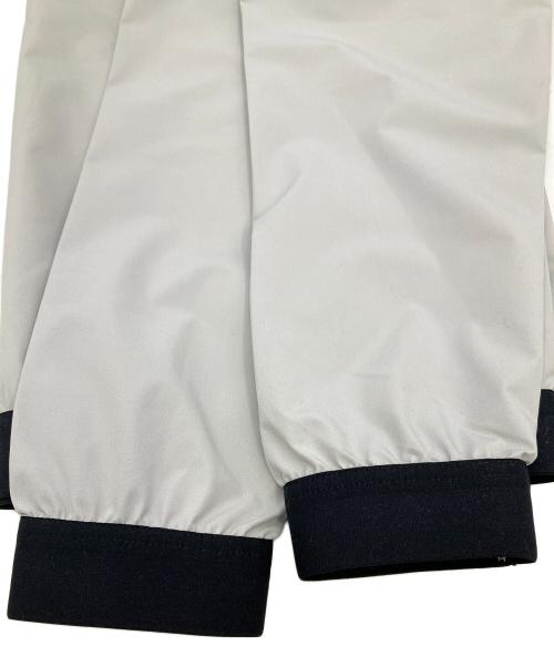 sy32 by sweet years（エスワイサーティトゥバイスィートイヤーズ）sy32 by sweet years (エスワイサーティトゥバイスィートイヤーズ) プルオーバージャケット グレー×ブラック サイズ:Lの古着・服飾アイテム