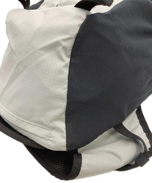 MERRELL（メレル）MERRELL (メレル) リュック Yokota 25L Backpack グレー×ブラックの古着・服飾アイテム