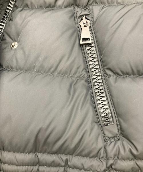 MONCLER（モンクレール）MONCLER (モンクレール) ダウンコート APHROTI シルバーフオックスファー＠ ブラック サイズ:XSの古着・服飾アイテム