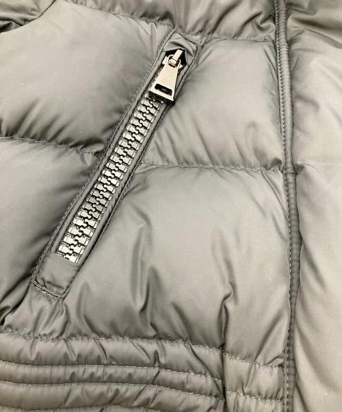 MONCLER（モンクレール）MONCLER (モンクレール) ダウンコート APHROTI シルバーフオックスファー＠ ブラック サイズ:XSの古着・服飾アイテム