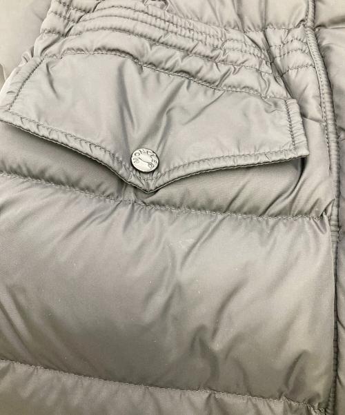 MONCLER（モンクレール）MONCLER (モンクレール) ダウンコート APHROTI シルバーフオックスファー＠ ブラック サイズ:XSの古着・服飾アイテム