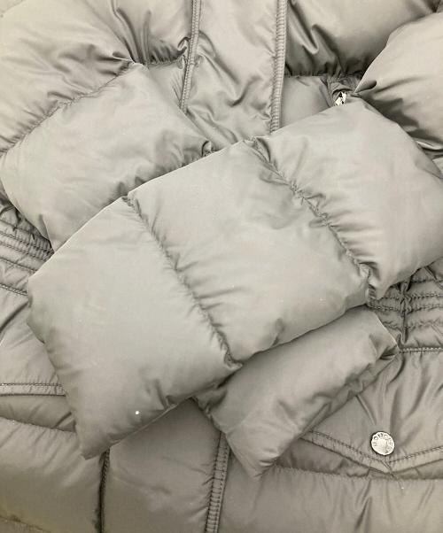 MONCLER（モンクレール）MONCLER (モンクレール) ダウンコート APHROTI シルバーフオックスファー＠ ブラック サイズ:XSの古着・服飾アイテム