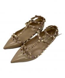 VALENTINO GARAVANI（ヴァレンティノ・ガラヴァーニ）の古着「ロックスタッズフラットシューズ」｜ベージュ