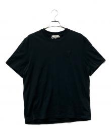 AMI Alexandre Mattiussi（アミアレクサンドルマテュッシ）の古着「半袖カットソー　ハートエンボスロゴTシャツ」｜ブラック