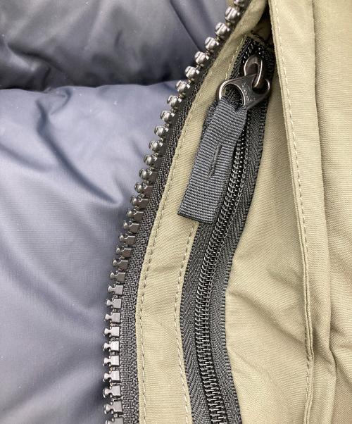 THE NORTH FACE（ザ ノース フェイス）THE NORTH FACE (ザ ノース フェイス) マウンテンダウンジャケット ③ オリーブ×ブラック サイズ:Lの古着・服飾アイテム