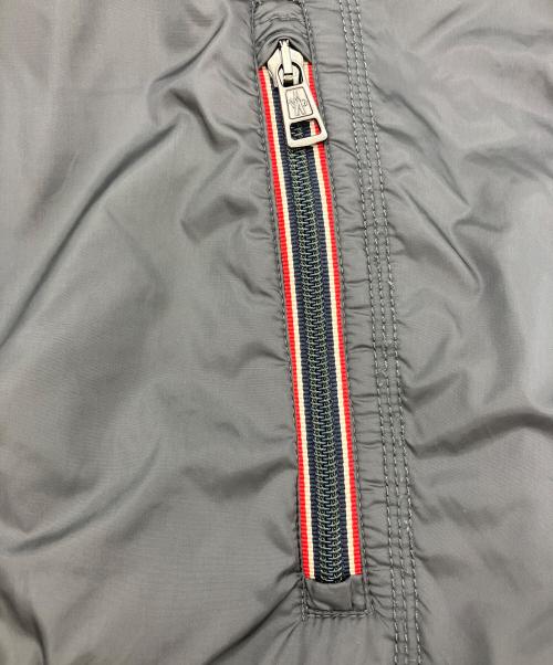 MONCLER（モンクレール）MONCLER (モンクレール) 切替ジップパーカー　MAGLIA CARDIGAN グレー サイズ:XLの古着・服飾アイテム