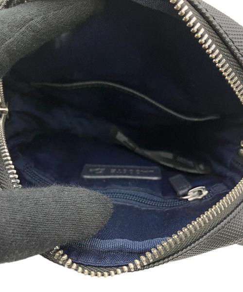 BAPE BY A BATHING APE（ベイプバイアベイシングエイプ）BAPE BY A BATHING APE (ベイプバイアベイシングエイプ) リュック 1ST CAMO SHARK DAY PACKの古着・服飾アイテム