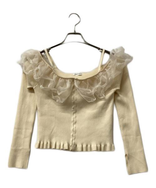 FRAY ID（フレイ アイディー）FRAY ID (フレイ アイディー) ラッフルオフショルニット アイボリー サイズ:FREEの古着・服飾アイテム