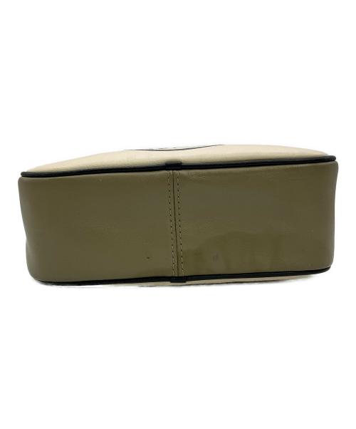 MARC JACOBS（マークジェイコブス）MARC JACOBS (マークジェイコブス) ショルダーバッグ ベージュ×ブラックの古着・服飾アイテム